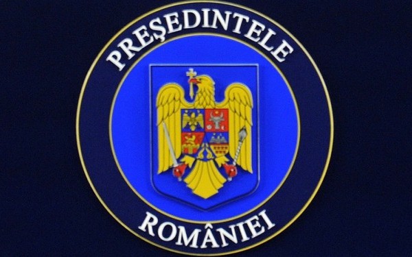 Miniştrii Gabriel Oprea, Bogdan Aurescu şi Mircea Duşa, convocaţi la Cotroceni de preşedintele Klaus Iohannis Miniştrii Gabriel Oprea, Bogdan Aurescu şi Mircea Duşa, convocaţi la Cotroceni de preşedintele Klaus Iohannis