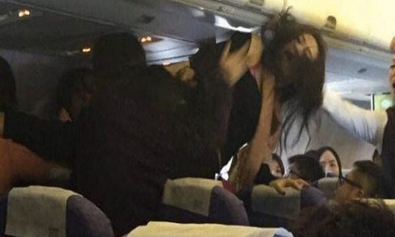 Bătaie în avion Bătaie în avion