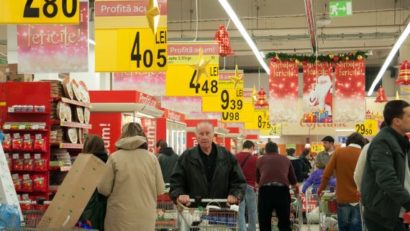 Cheltuielile în vederea pregătirilor de Crăciun vor fi cel puţin duble faţă de perioadele obişnuite ale anului