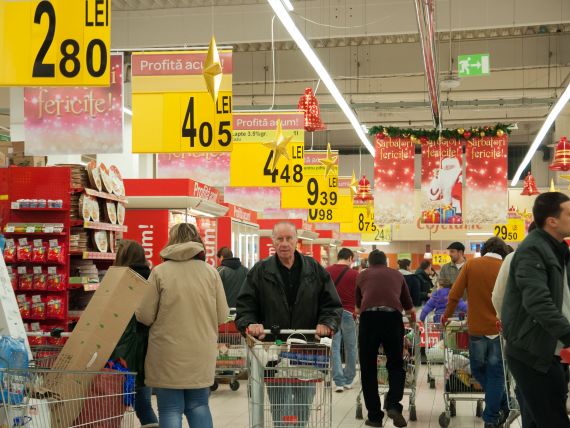Cheltuielile în vederea pregătirilor de Crăciun vor fi cel puţin duble faţă de perioadele obişnuite ale anului Cheltuielile în vederea pregătirilor de Crăciun vor fi cel puţin duble faţă de perioadele obişnuite ale anului