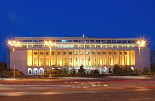 Guvernul se reuneşte azi în şedinţă Guvernul se reuneşte azi în şedinţă