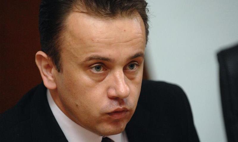 Liviu Pop a preluat portofoliul de ministru delegat pentru Dialog Social Liviu Pop a preluat portofoliul de ministru delegat pentru Dialog Social