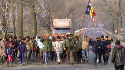 La 25 de ani de la schimbarea de regim, românii nu ştiu adevărul în legătură cu ce s-a întâmplat în decembrie 1989