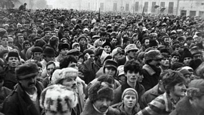 Imagini în premieră de la Revoluţia din 1989 din Tg Mureș (interviuri , I), partea a III-a