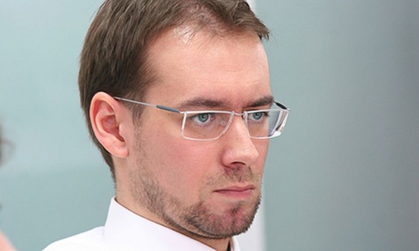 Senatorul Tudor Chiuariu, urmărit penal în dosarul lui Hrebenciuc Senatorul Tudor Chiuariu, urmărit penal în dosarul lui Hrebenciuc