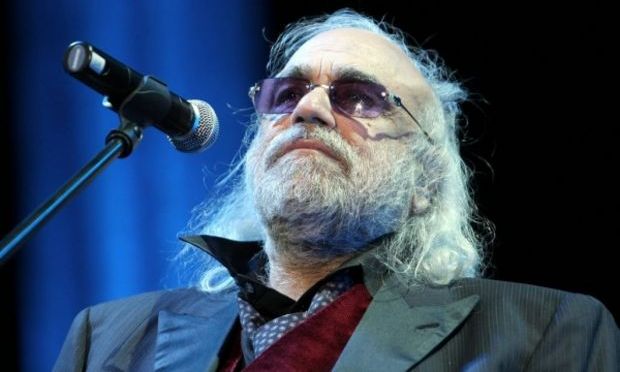 A murit cântăreţul grec Demis Roussos