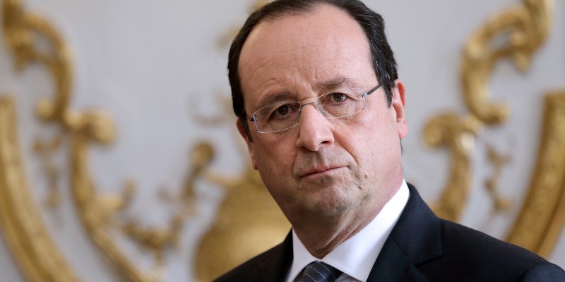 Hollande ‘continuă să regrete’ că nu s-a intervenit militar în Siria Hollande ‘continuă să regrete’ că nu s-a intervenit militar în Siria