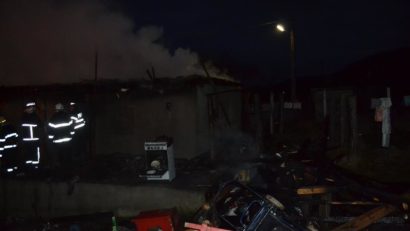 Procurorii mureșeni continuă urmărirea penală în cazul celor doi copii decedați în incendiu