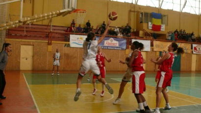 Olimpia Braşov câştigă restanţa cu CSM Satu Mare