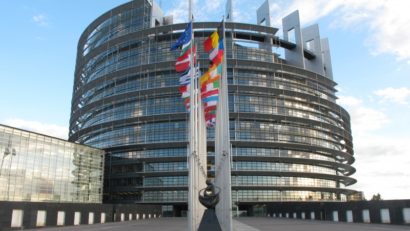 O organizaţie din Ungaria a trimis o petiţie Parlamentului European în legătură cu retrocedările imobilelor bisericeşti maghiare din România