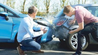 Tarifele pentru asigurarea auto obligatorie pentru tineri ar putea rămâne neschimbate