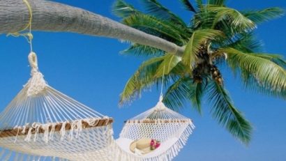 100 de agenţii de turism au rămas fără licenţe