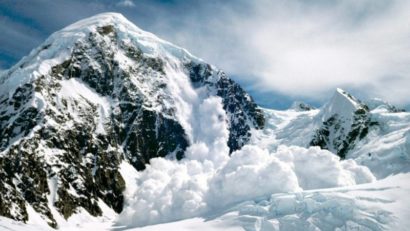 Risc însemnat de avalanşă în munţii Bucegi şi Făgăraş