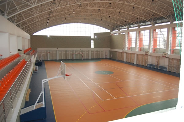 Complex sportiv studențesc de 15 milioane de lei, la Brașov Complex sportiv studențesc de 15 milioane de lei, la Brașov