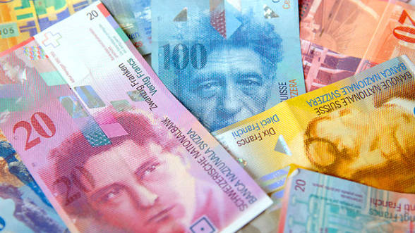 Aprecierea francului elveţian, „probleme la plata ratelor” Aprecierea francului elveţian, „probleme la plata ratelor”