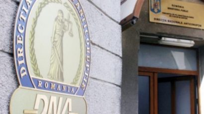 Fost ofiţer SRI, reţinut de DNA pentru trafic de influenţă şi spălare de bani.