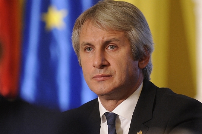 Ministrul fondurilor europene vrea o bancă de dezvoltare în România Ministrul fondurilor europene vrea o bancă de dezvoltare în România