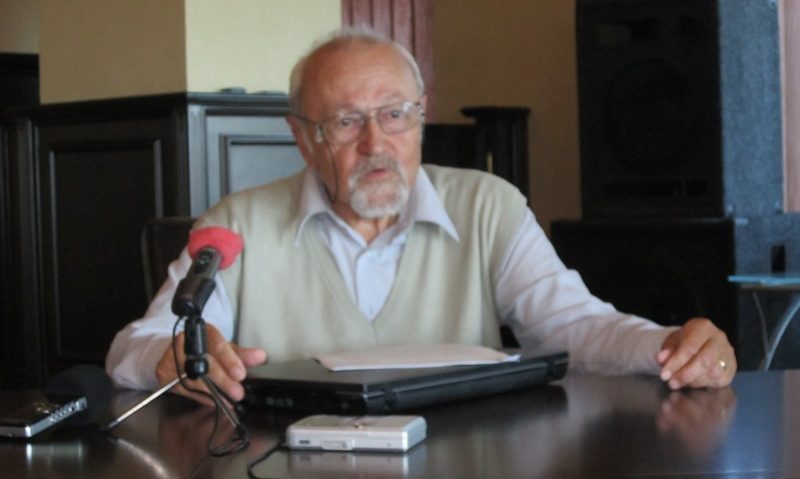 Vitralii cu Margareta Puşcaş Vitralii cu Margareta Puşcaş