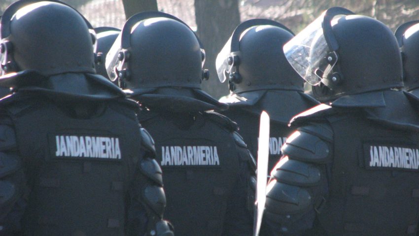 Adjunctul Inspectoratului General al Jandarmeriei Române: societatea cere un alt fel de jandarmerie Adjunctul Inspectoratului General al Jandarmeriei Române: societatea cere un alt fel de jandarmerie