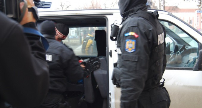 Cămătar muresean arestat pentru santaj Cămătar muresean arestat pentru santaj