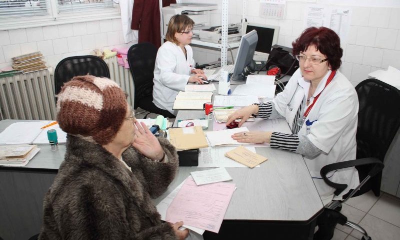 Medicii de familie din Mureş, acuzaţi că nu se implică în programul de screening de col uterin