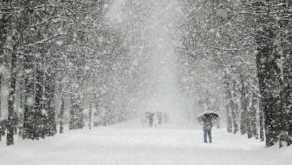 La noapte va ninge pe arii extinse