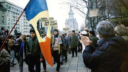 Indemnizaţii pentru revoluţionari, începând cu această lună