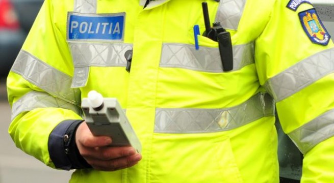 Şapte mureşeni au rămas fără permis pentru că au condus sub influenţa alcoolului Şapte mureşeni au rămas fără permis pentru că au condus sub influenţa alcoolului