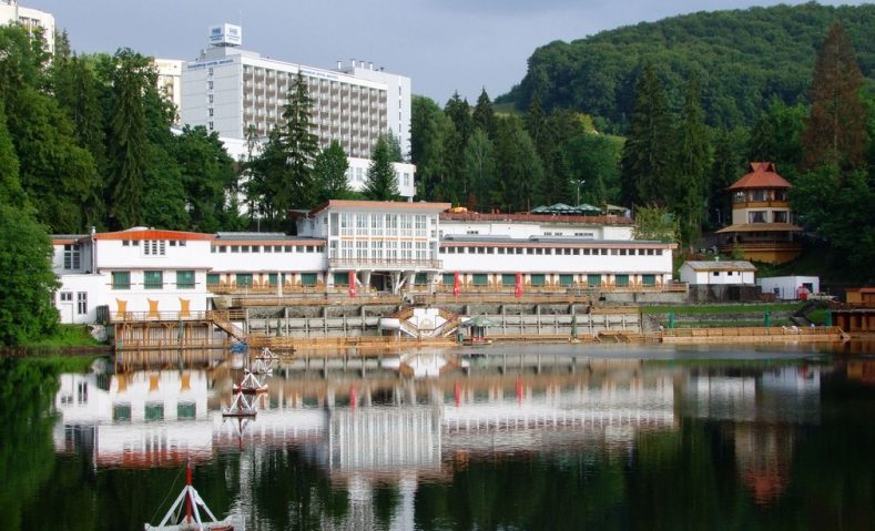 Sovata, cu echipaj de pompieri în 2015 Sovata, cu echipaj de pompieri în 2015