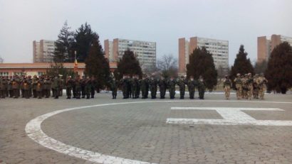 Vârsta de pensionare a militarilor ar putea fi prelungită cu 5 ani