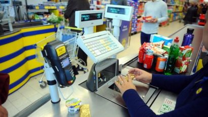 Emiterea bonului fiscal, afişată obligatoriu