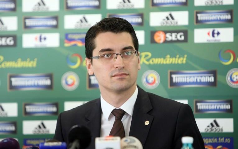 Burleanu îi răspunde lui Hagi:“Nu puteam retrograda echipele în insolvenţă” Burleanu îi răspunde lui Hagi:“Nu puteam retrograda echipele în insolvenţă”