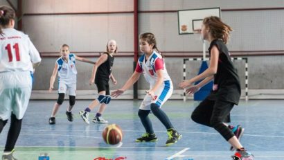 U Mobilelco Cluj şi Sportul Studenţesc Dan Dacian Bucureşti, câştigătoarele Cupei Transilvania Cotraco la baby baschet