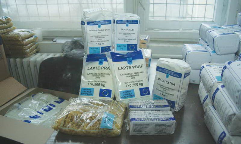 Alimentele de la UE rămase pe stoc la Brașov vor fi redistribuite Alimentele de la UE rămase pe stoc la Brașov vor fi redistribuite