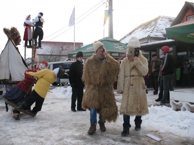 Harghitenii romano-catolici sărbătoresc Fărşangul Harghitenii romano-catolici sărbătoresc Fărşangul