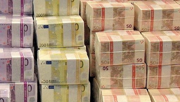 România plăteşte mâine 162 milioane de euro către FMI România plăteşte mâine 162 milioane de euro către FMI