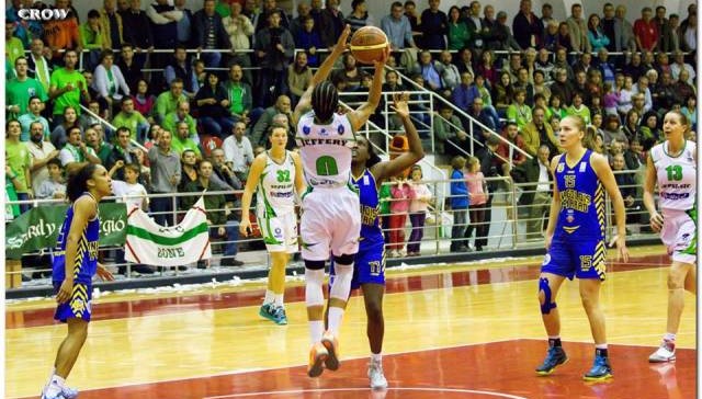 Semifinale echilibrate în Final Four-ul Cupei României la baschet fete de la Sf.Gheorghe Semifinale echilibrate în Final Four-ul Cupei României la baschet fete de la Sf.Gheorghe