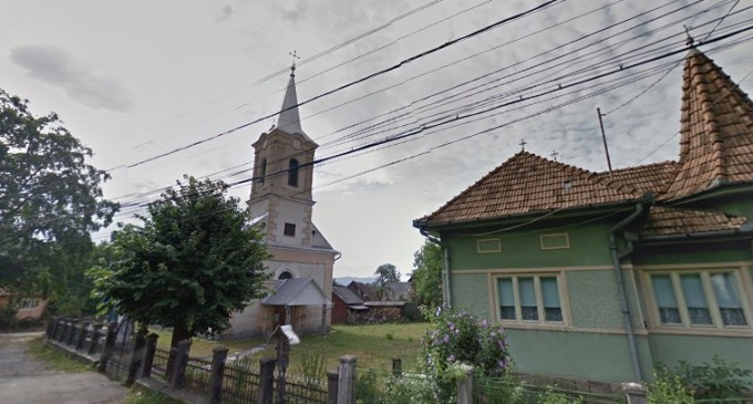 Caz fără precedent în România: o biserică din Mureș a fost scoasă la licitație Caz fără precedent în România: o biserică din Mureș a fost scoasă la licitație