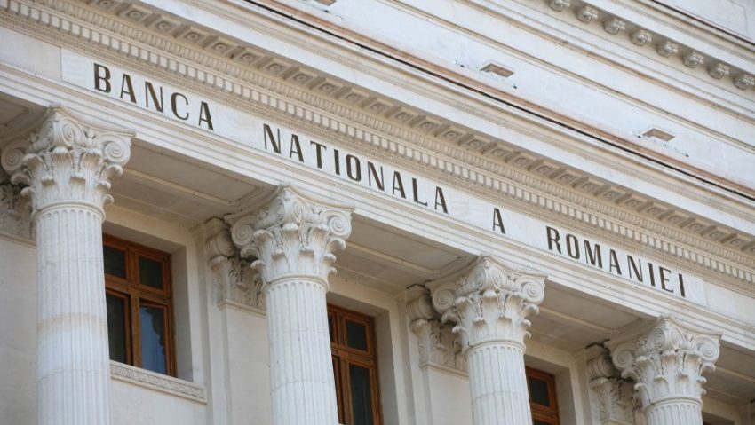 Rezervele valutare la BNR au scăzut în luna ianuarie, faţă de finalul anului trecut Rezervele valutare la BNR au scăzut în luna ianuarie, faţă de finalul anului trecut