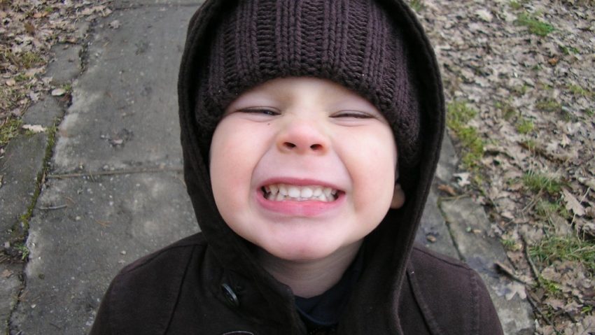 Blog/Nemulțumirile lu’ mama lu’ Bubtzi: Flori, fete și băieți, ce copilărie aveți? Blog/Nemulțumirile lu’ mama lu’ Bubtzi: Flori, fete și băieți, ce copilărie aveți?