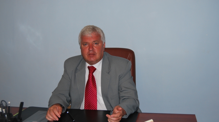 Primarul din Lupeni, Cornel Resmeriţă, arestat preventiv Primarul din Lupeni, Cornel Resmeriţă, arestat preventiv