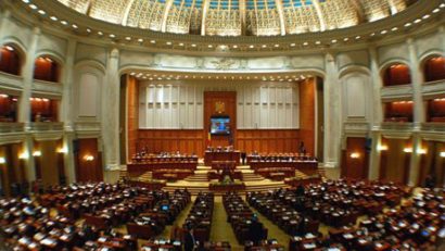 Comisia juridică a amânat luarea unei decizii în cazul Udrea pentru ora 13,30