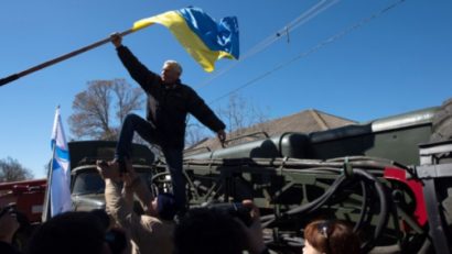 Militarii ucraineni şi rebelii proruşi au oprit luptele în estul Ucrainei, unde, la miezul nopţii, a intrat în vigoare acordul de la Minsk, de încetare a focului
