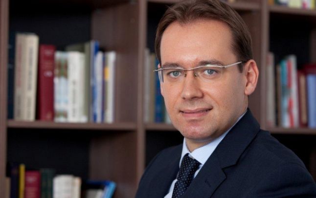 Senatorul Tudor Chiuariu a fost înlocuit din calitatea de membru în Comisia juridică Senatorul Tudor Chiuariu a fost înlocuit din calitatea de membru în Comisia juridică