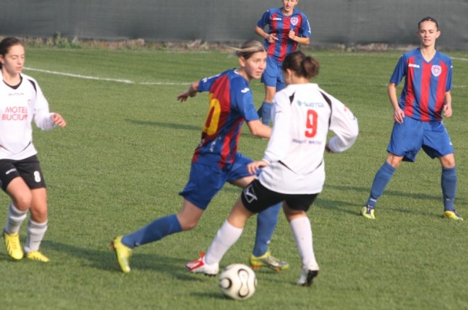 O victorie şi un egal în prima zi a turneului feminin de fotbal de la Tg.Mureş