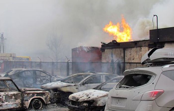 Război în toată regula la Mariupol Război în toată regula la Mariupol