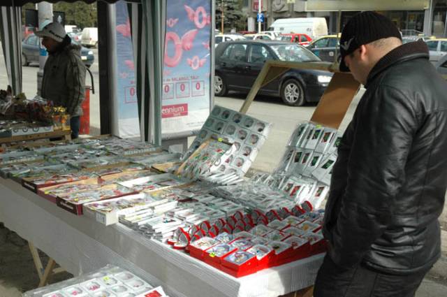 140 de locaţii pentru comercializarea mărţişoarelor şi florilor în Tîrgu-Mureş 140 de locaţii pentru comercializarea mărţişoarelor şi florilor în Tîrgu-Mureş
