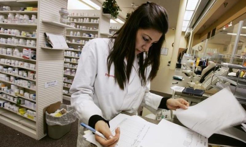 Medicamentele noi, introduse pe lista celor compensate din toamna anului trecut, nu au ajuns nici până acum la bolnavi Medicamentele noi, introduse pe lista celor compensate din toamna anului trecut, nu au ajuns nici până acum la bolnavi