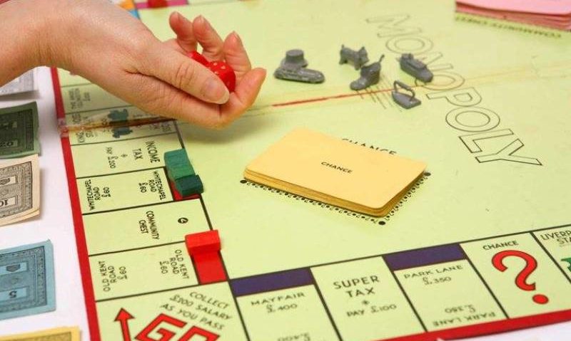 Jocul “Monopoly” sărbătoreşte 80 de ani de la apariţie Jocul “Monopoly” sărbătoreşte 80 de ani de la apariţie