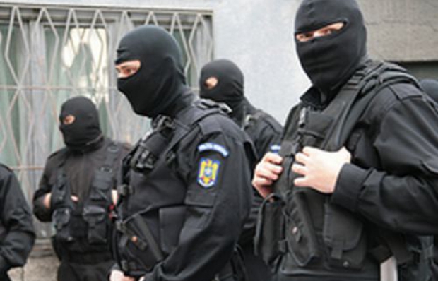Percheziţii de amploare au loc în judeţele Alba, Hunedoara, Mureş, Maramureş, Cluj şi Bistriţa-Năsăud Percheziţii de amploare au loc în judeţele Alba, Hunedoara, Mureş, Maramureş, Cluj şi Bistriţa-Năsăud